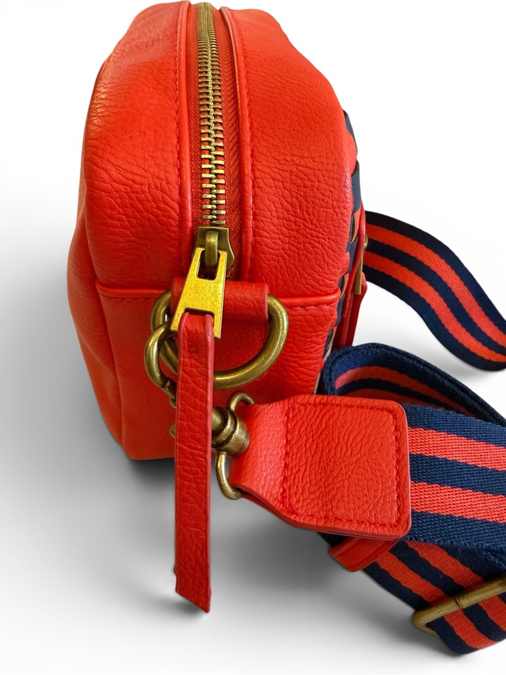 5 for $25!! Universal Thread Red/Navy Checkered Woven Crossbody Camera Bag - Picture 7 of 13